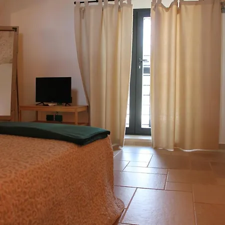Casale Settevolte - Viola * Monopoli