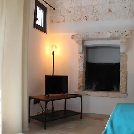 Casale Settevolte - Viola Monopoli